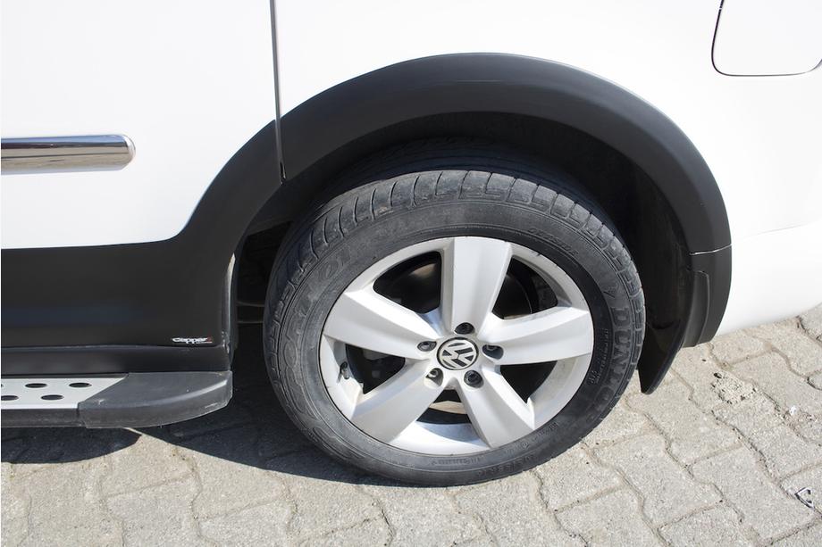 Volkswagen Caddy 2015–2020 Sats med lister och skärmbreddare 1 dörr, kort hjulbas Foto 11