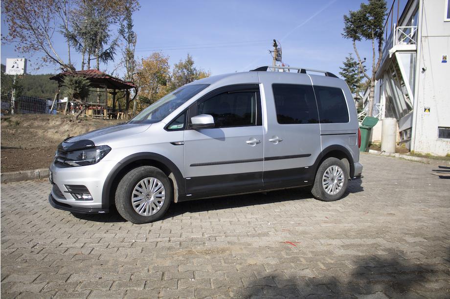 Volkswagen Caddy 2015–2020 Sats med lister och skärmbreddare 1 dörr, kort hjulbas Foto 35