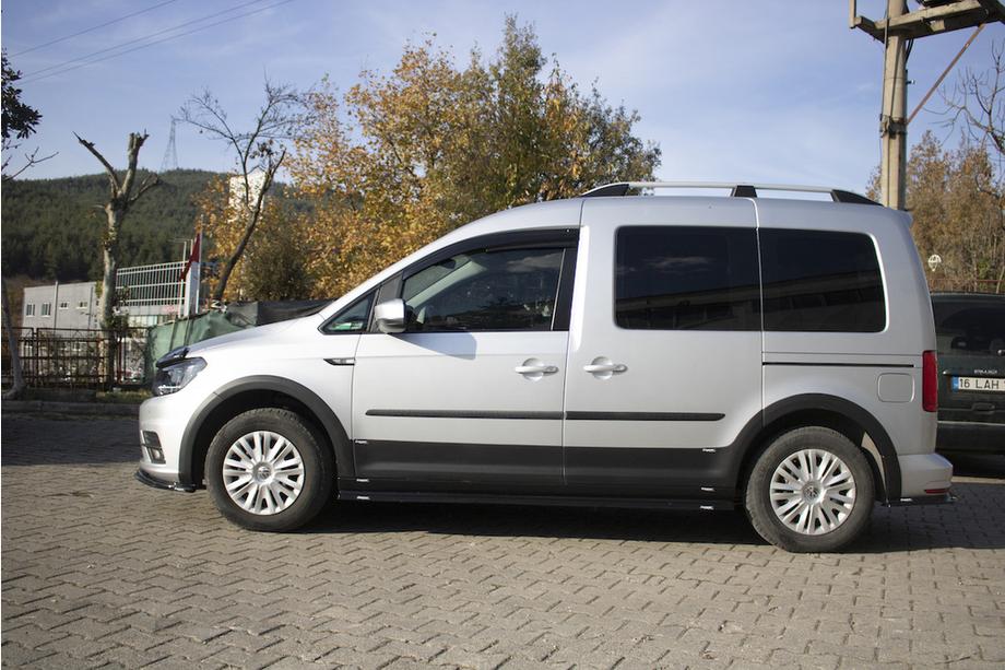 Volkswagen Caddy 2015–2020 Sats med lister och skärmbreddare 1 dörr, kort hjulbas Foto 47