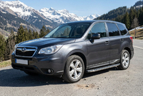 Subaru Forester 2013–2018 Sidosteg BlackLine (2 st, aluminium) foto 1
