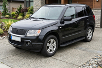 Suzuki Grand Vitara 2005–2017 Sidosteg Tayga Black (2 st, aluminium) foto 1