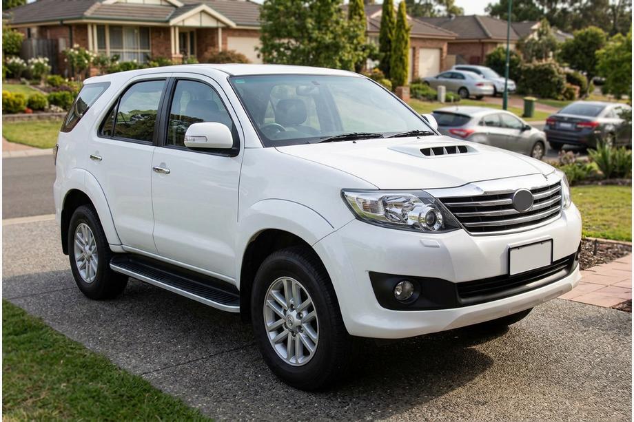 Toyota Fortuner 2006–2015 Sidosteg Tayga Grey (2 st, aluminium) Image