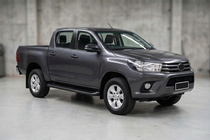 Toyota Hilux 2015– Sidosteg Tayga Black (2 st, aluminium) foto 1