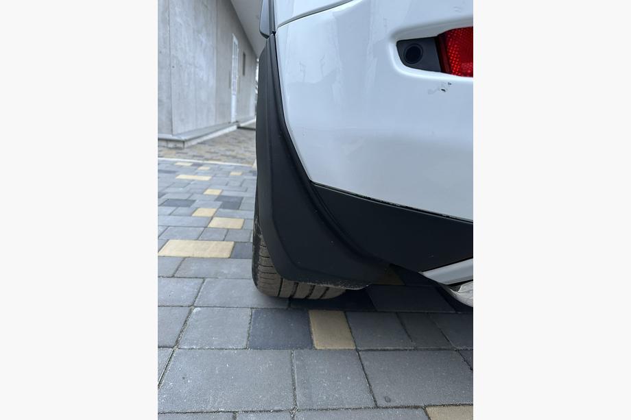 Range Rover Evoque 2012–2018 Stänkskydd Premium Dynamic (4 st) Image