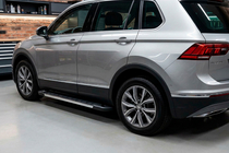 Volkswagen Tiguan 2016–2023 Sidosteg RedLine V1 (2 st, aluminium) foto 1