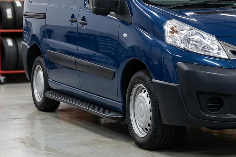Citroen Jumpy 2007–2017 Sidosteg Tayga Black (2 st, aluminium) Image
