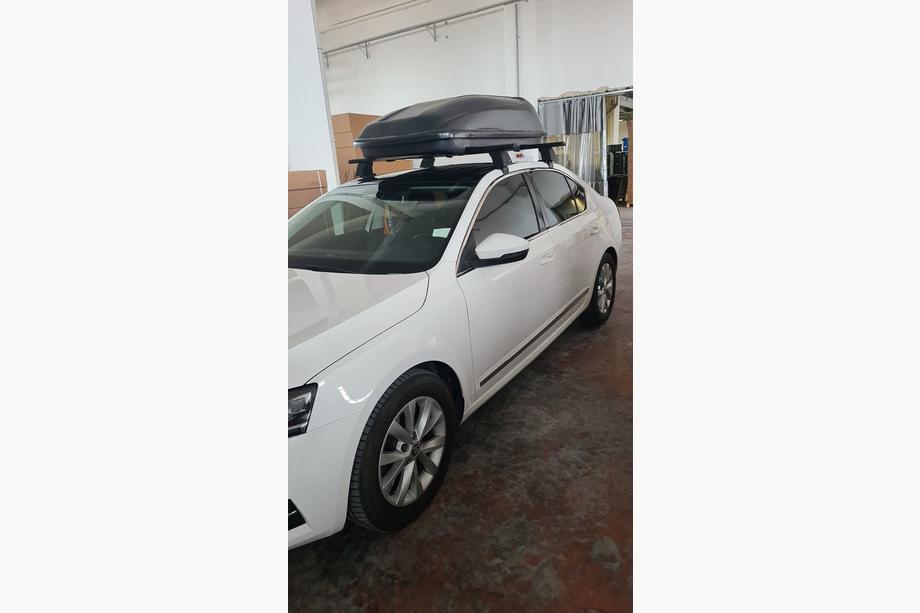 Skoda Superb 2015–2024 Takräcke tvärbalkar för slätt tak (2 st, Asaf V4) Image