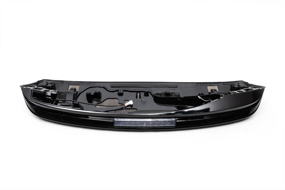 Toyota Land Cruiser Prado 150 2009–2023 Spoiler med LED Vit färg Foto 6