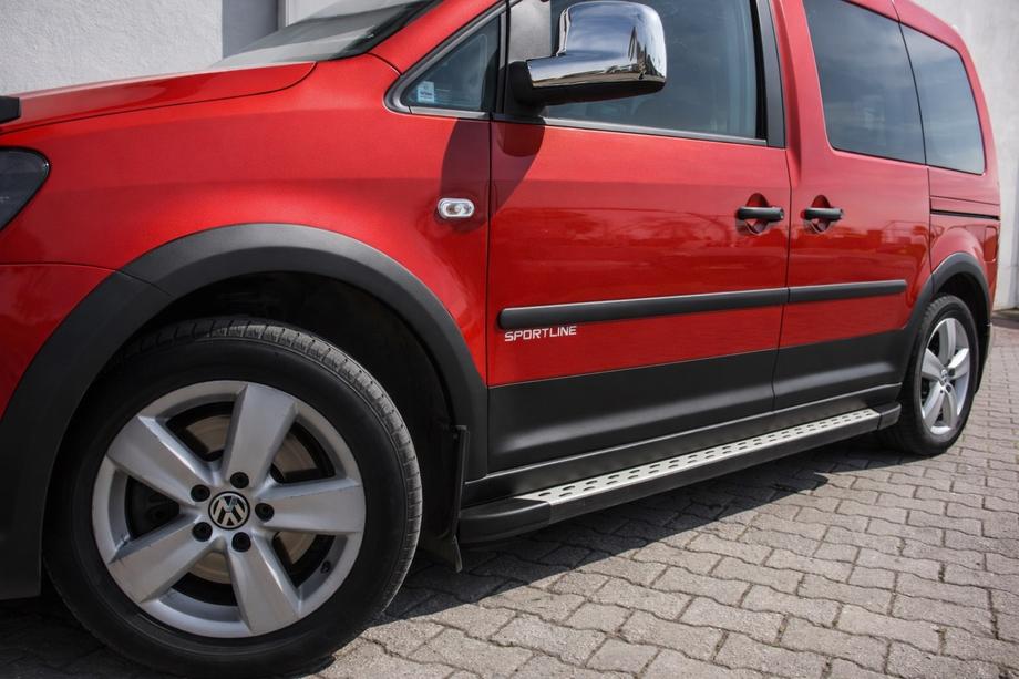 Volkswagen Caddy 2010–2015 Sats med lister och skärmbreddare Lång hjulbas Image