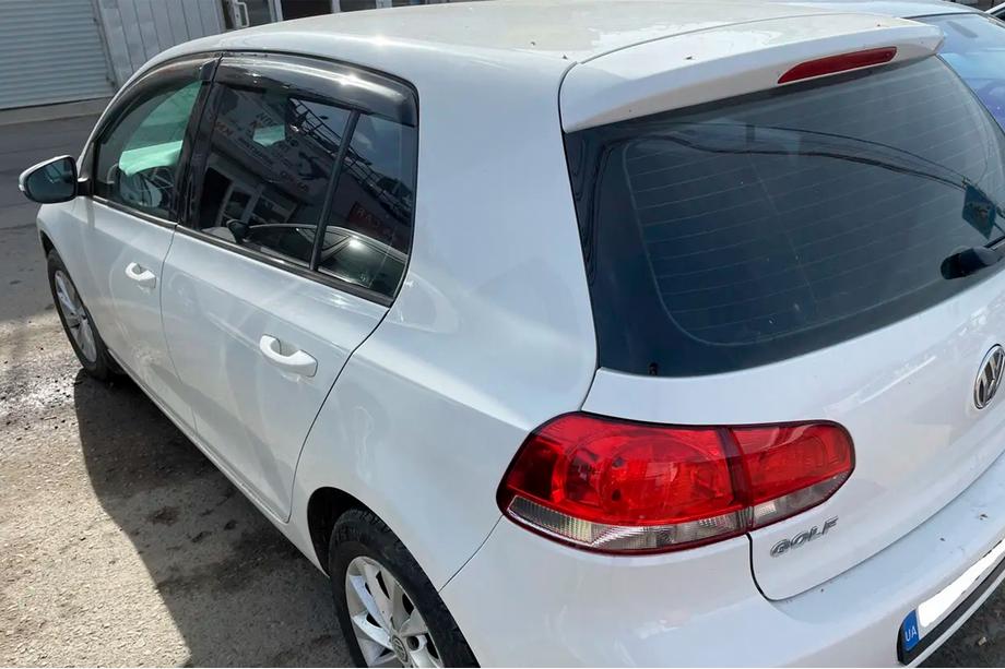 Volkswagen Golf 6 2008–2014 Vindavvisare för sidorutor HB (4 st, HIC) Foto 2
