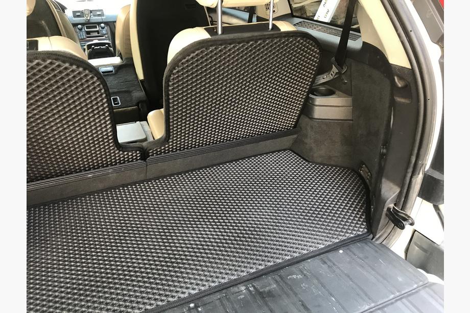 Volvo XC90 2002–2014 Bagagerumsmatta i 3 delar (EVA, svart) Foto 5