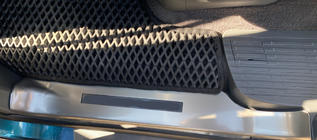 Toyota Land Cruiser 200 2007–2021 Invändiga instegslister med belysning (4 st) foto 5