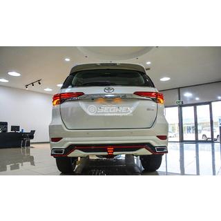 Lexus-TRD V2 karosserikit (för 2015-2020) Toyota Fortuner 2015– foto 3
