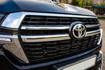 Toyota Land Cruiser 200 2007–2021 Bodykit-set 2016-2021 (Executive 2021) Vit färg foto 16