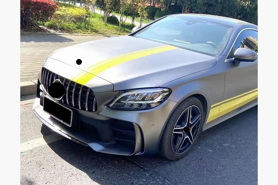 Mercedes C-class W205 2014–2021 Bodykit-kit med komplett bakre stötfångare (Black Mamba C63GT-design) Foto 7