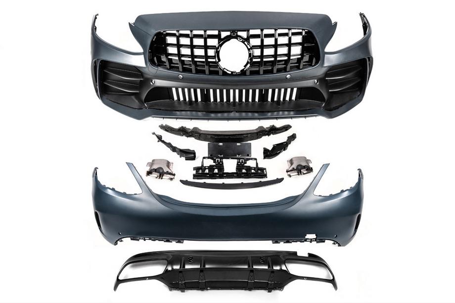 Mercedes C-class W205 2014–2021 Bodykit-kit med komplett bakre stötfångare (Black Mamba C63GT-design) Foto 11