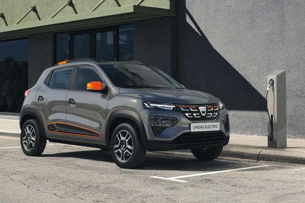 Serieversionen av elbilen Dacia Spring Electric hade premiär