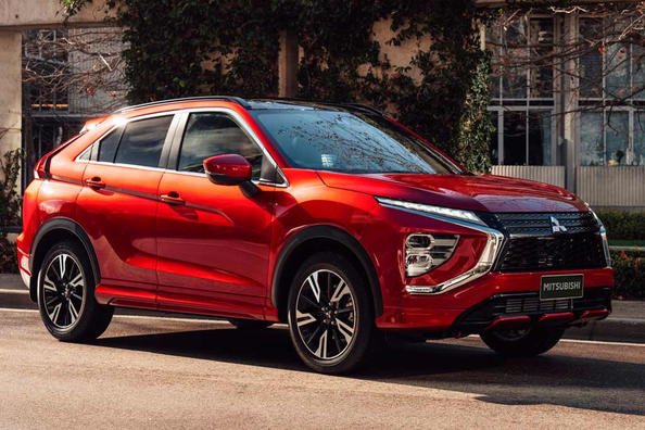 Uppdaterade Mitsubishi Eclipse Cross avslöjad
