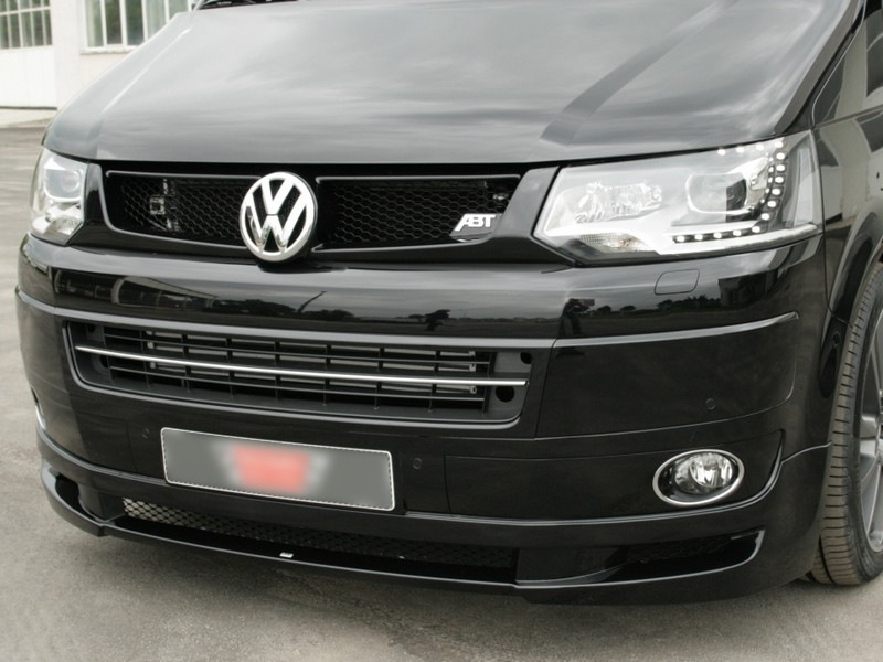 Främre stötfångare till Volkswagen T5 Transporter