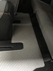 Toyota Sequoia 2007–2022 Polyuretan bilmattor, 3 rader (EVA, grå) Mittenrad – genomgång foto 19