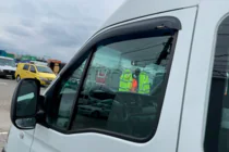 Iveco Daily 2006–2014 Vindavvisare för sidorutor (2 st, HIC) foto 1
