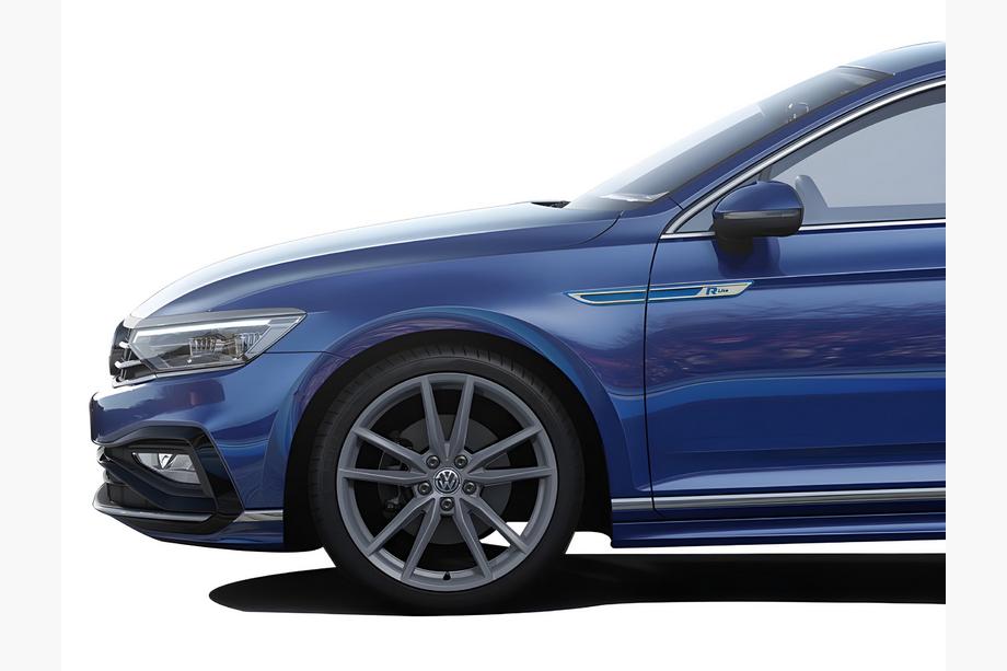 Volkswagen Passat B8 2015–2023 R-Line emblem (flera varianter) Foto 10