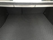 Volkswagen Passat B5 1997–2005 Bagagerumsmatta SD (EVA, svart) foto 5