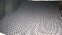 Volkswagen Passat B5 1997–2005 Bagagerumsmatta SD (EVA, svart) foto 3