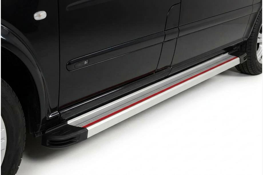 Mercedes Vito W639 2004–2014 Sidosteg Maya Red-Grey (2 st, aluminium) Lång (ExtraLong) Image