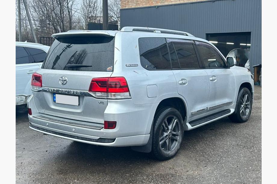 Toyota Land Cruiser 200 2007–2021 Facelift/ombyggnadskit från LC200 2008-2015 till 2021 Executive Foto 38