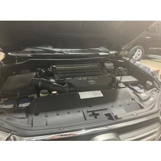 Plastkåpa under intercooler för 4.5 diesel Toyota Land Cruiser 200 2007–2021 foto 2