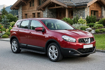 Nissan Qashqai 2010–2014 Sidosteg Tayga Black (2 st, aluminium) foto 1