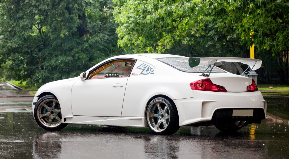 Trimning av Nissan Skyline V35