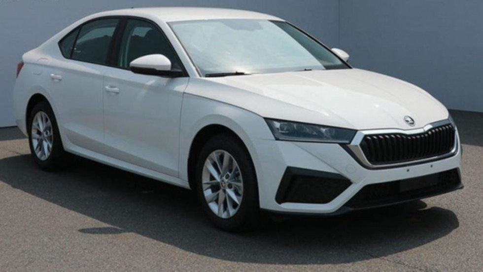 Förlängda Skoda Octavia Pro gör debut i Kina