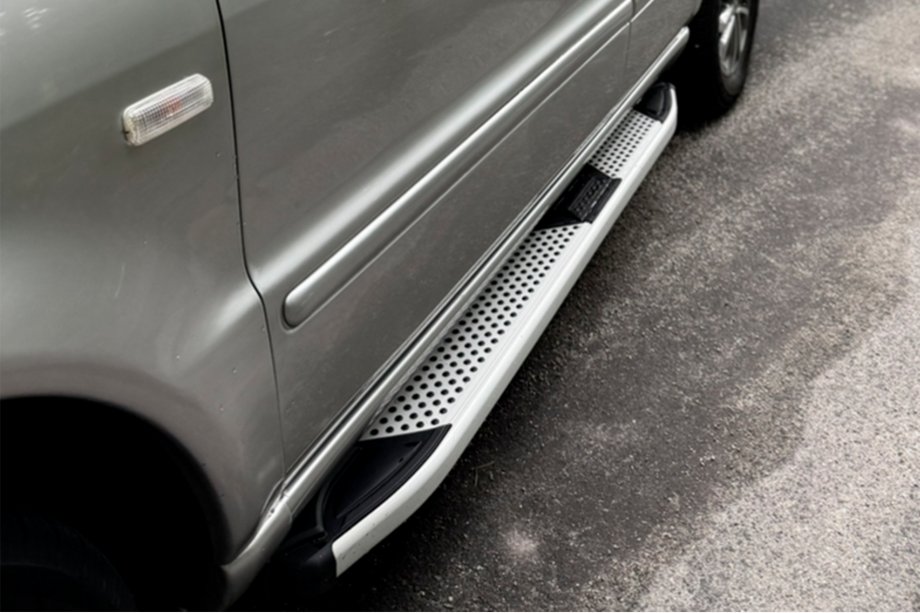 Mercedes ML W163 1997–2005 Mevsim Grey sidosteg (2 st, aluminium) Image