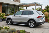Volkswagen Tiguan 2016–2023 Mevsim Grey sidosteg (2 st, aluminium) foto 1