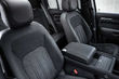 Land Rover Defender SUV har fått en 520-hästars motor foto 7