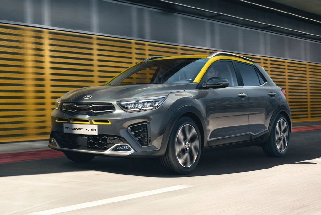 Test av den uppdaterade kompakta crossovern KIA Stonic