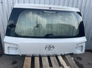 Toyota Land Cruiser 200 2007–2021 Övre baklucka 2016+ vit (begagnad, original) foto 2