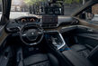 Test av uppdaterade andra generationens Peugeot 5008-crossover foto 7