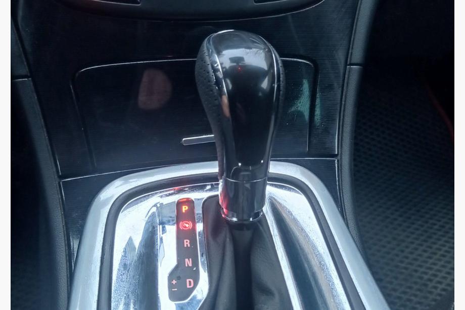 Opel Astra J 2009–2015 Växelspaksknopp för automat (premium typ-2) Foto 2