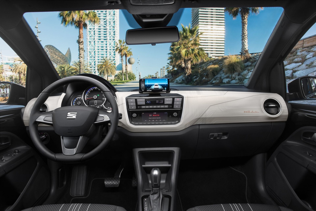 Test av den kompakta elhalvkombin SEAT Mii Electric