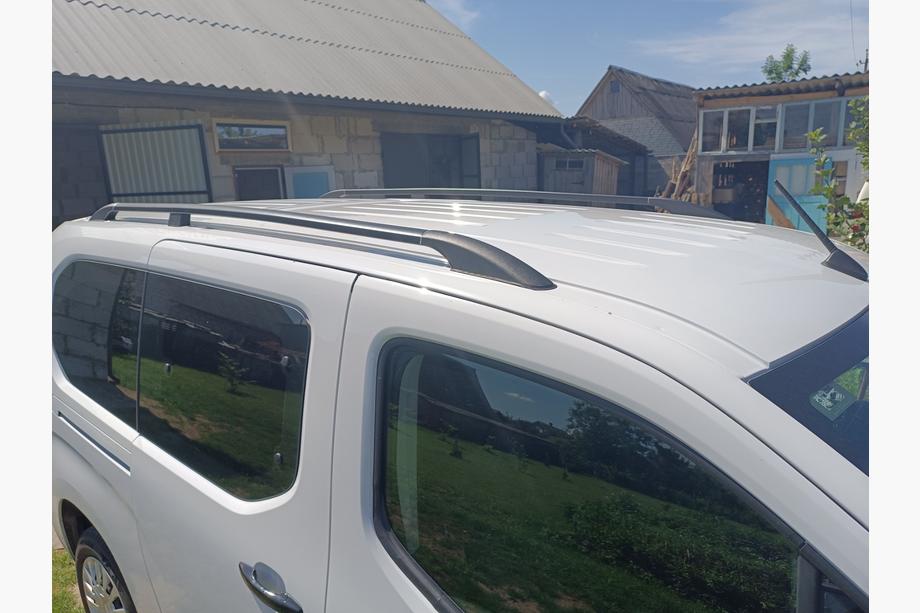 Peugeot Partner/Rifter 2019– OmsaLine Solid takrails (2 st, svarta) Image