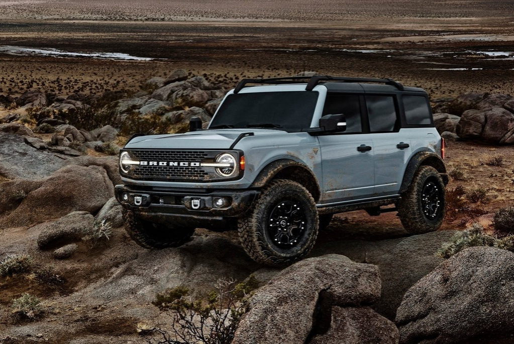 Fem-dörrars version av nya generationens Ford Bronco