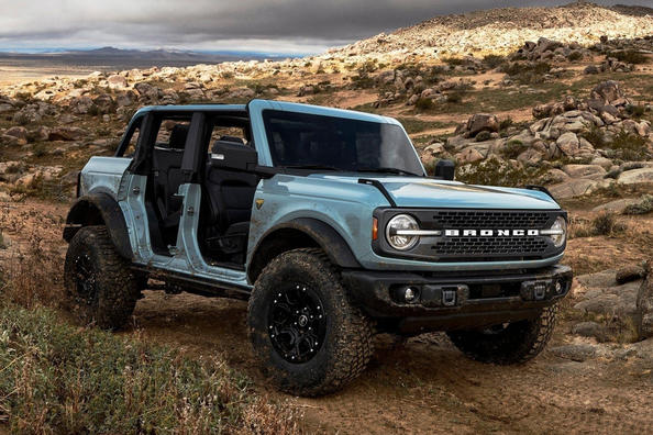 Fem-dörrars version av nya generationens Ford Bronco