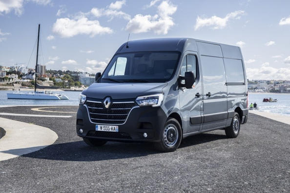 Recension av uppdaterade Renault Master skåpbil