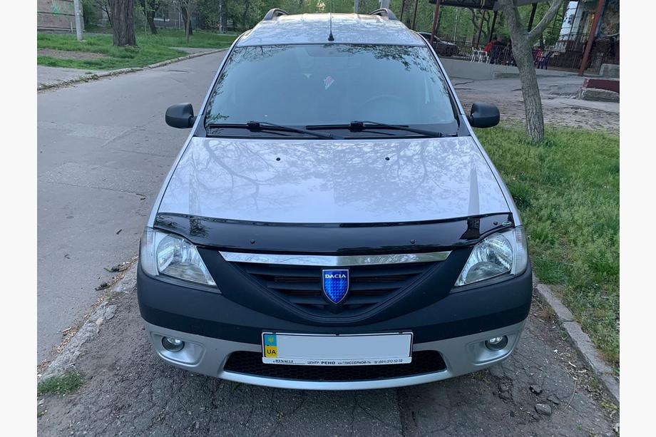 Dacia Logan I 2005–2008 Huvdeflektor (EuroCap) Image