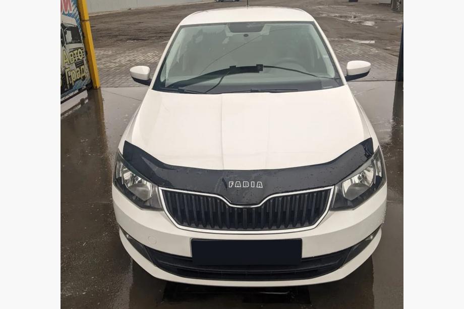 Skoda Fabia 2014–2021 Huvdeflektor (VIP) Image