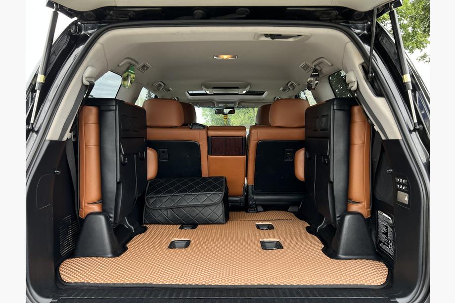 Lexus LX570/450d 2008–2022 Bagagerumsmatta 2 st (EVA, 7-sits, tegelröd) Image