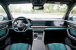 Presentation av flaggskeppscrossovern Geely Xingyue L hölls foto 3